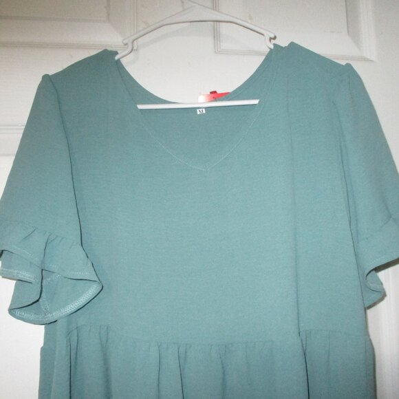 Green Dress Relax Fit Size Medium by Bloom Chic - Picture 2 of 7